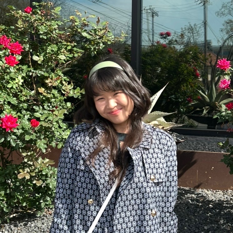 Xinyi (Lydia) Chen